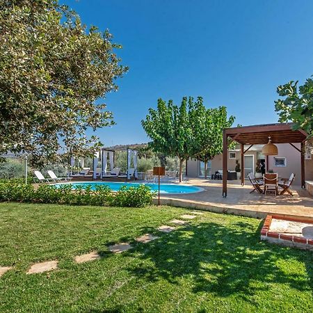 Villa4Dreams Gerani  Exterior photo